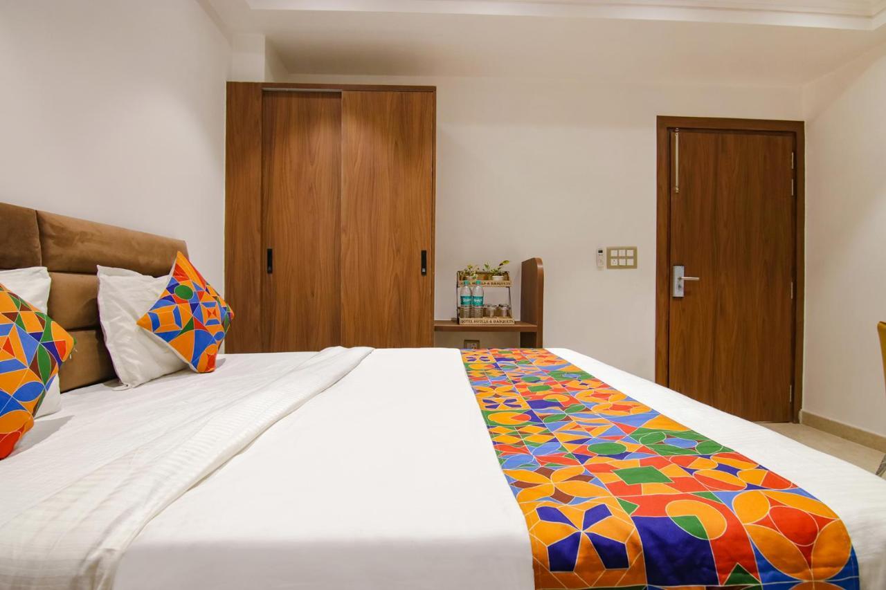 Fabhotel La Serene Bnb- Ashok Vihar New Delhi Ngoại thất bức ảnh