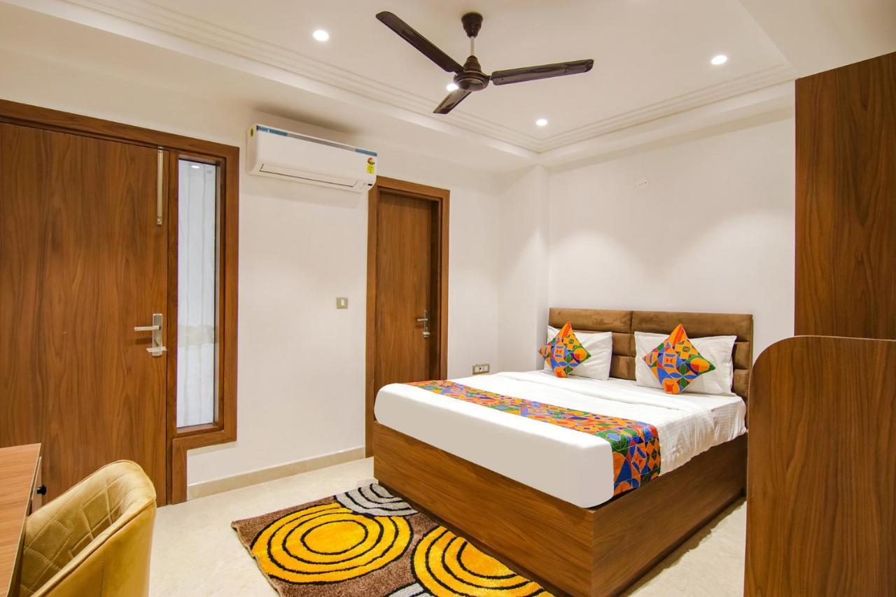 Fabhotel La Serene Bnb- Ashok Vihar New Delhi Ngoại thất bức ảnh